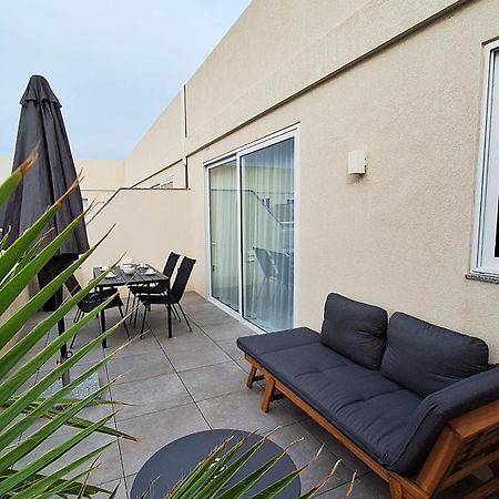 Modern & Spacious 2Br Penthouse With Terrace - Close To Qawra Beach Сейнт Полс Бей Екстериор снимка