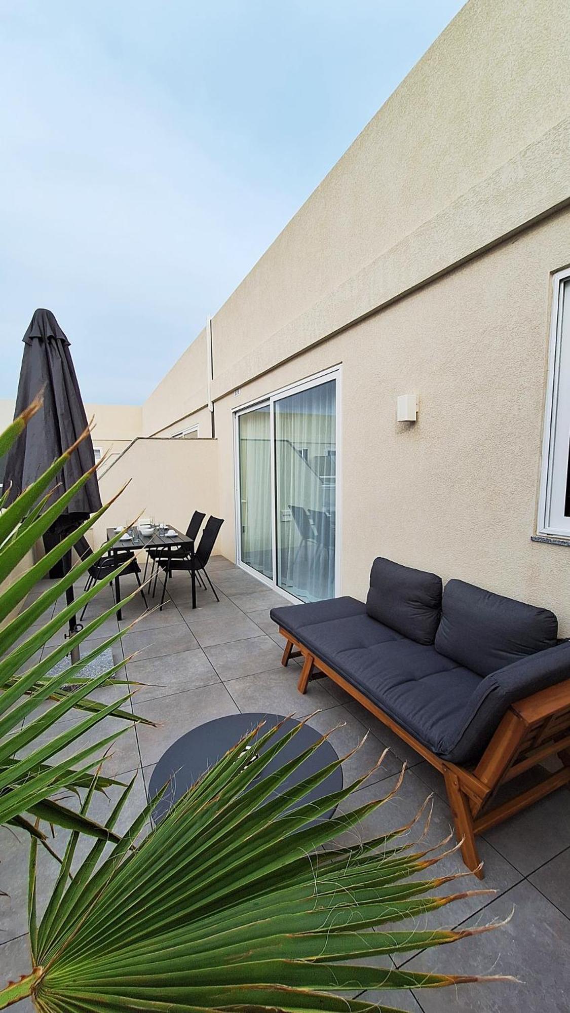 Modern & Spacious 2Br Penthouse With Terrace - Close To Qawra Beach Сейнт Полс Бей Екстериор снимка